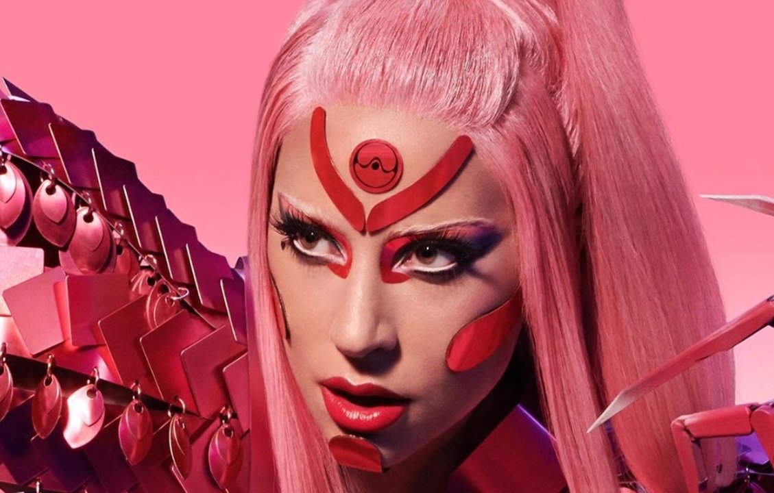 Lady Gaga volta as origens no seu novo single "Stupid Love"