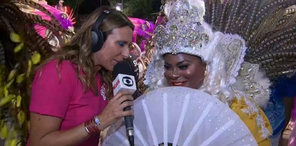 Repórter da Globo diz que Jojo Toddynho precisa de espaço para sambar e é criticada na internet