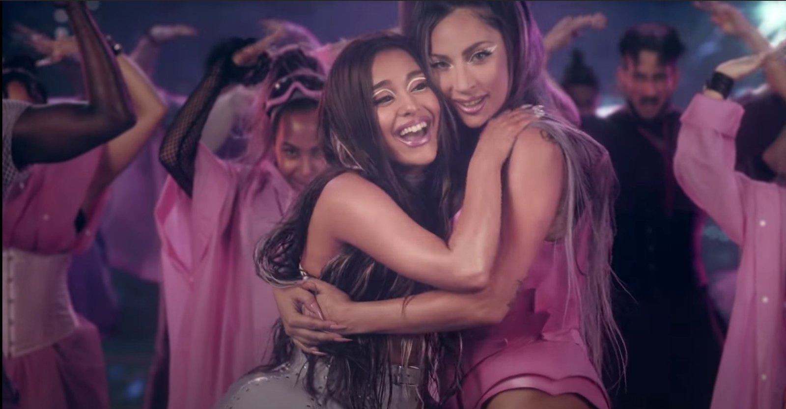 Confirmado! Lady Gaga e Ariana Grande estreiam "Rain On Me" no topo da Billboard Hot 100