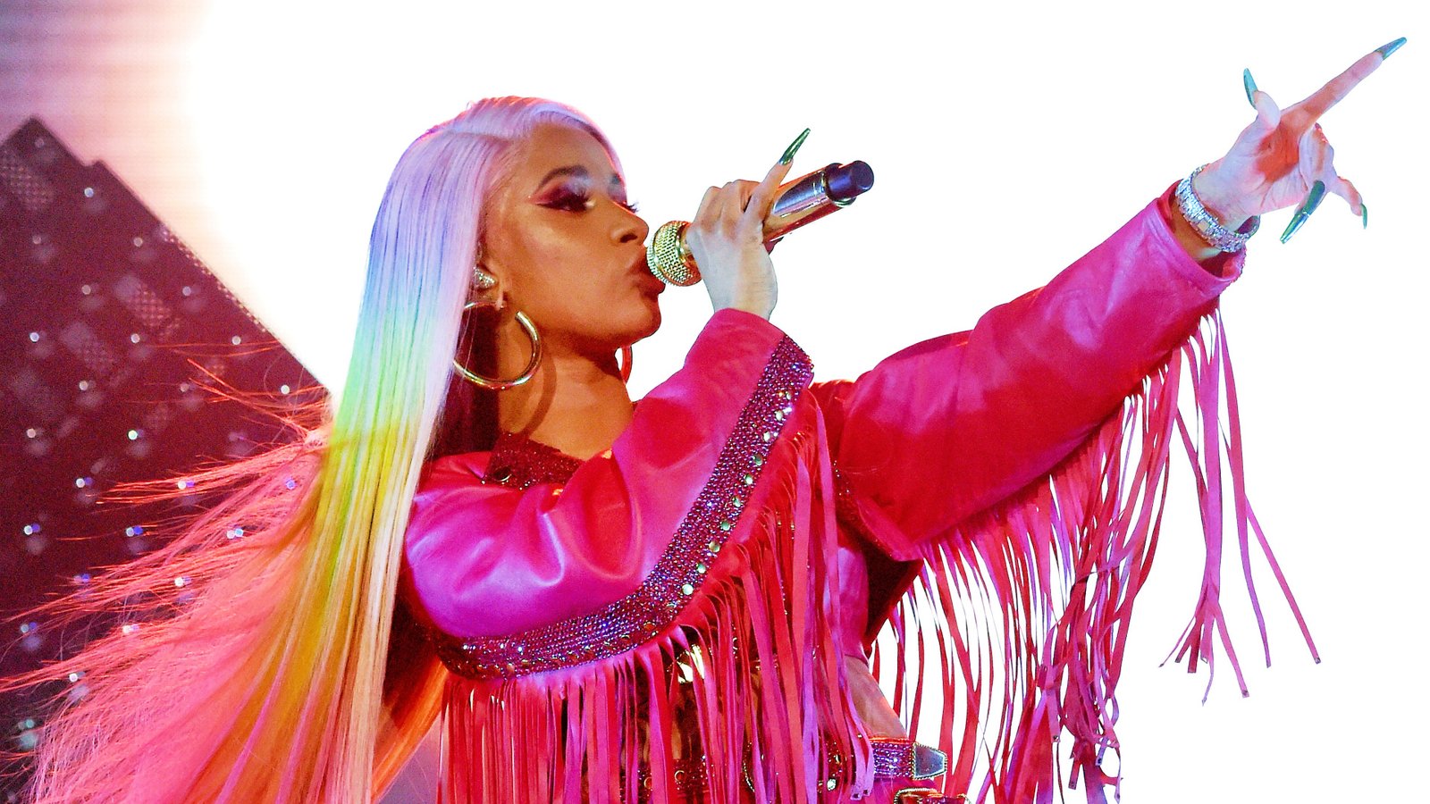 Cardi B alcança a marca dos 50 milhões de ouvintes no Spotify