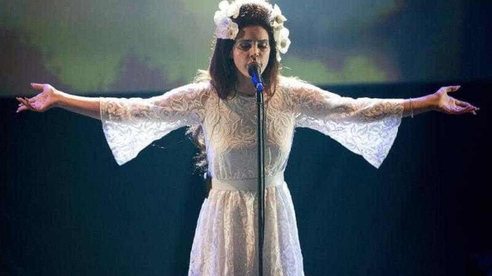 "Born To Die" completa sete anos dentro da Billboard 200