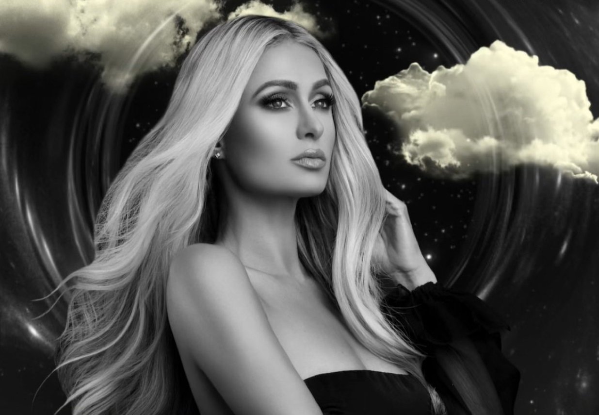 Paris Hilton lança documentário, "This Is Paris", em parceria com o Youtube