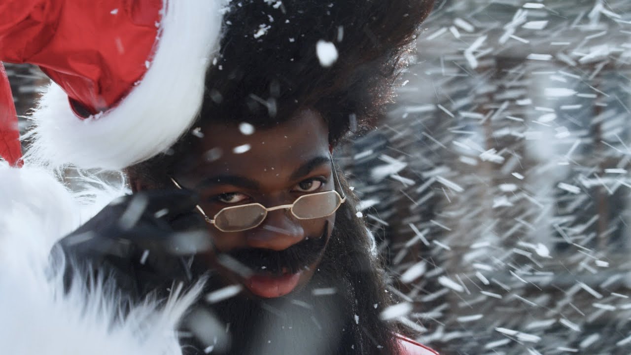 Retorno de Lil Nas X, álbum de Carol Biazin, Chameleo com Vittar, nova do Ferrugem e mais! Confira os principais lançamentos da semana