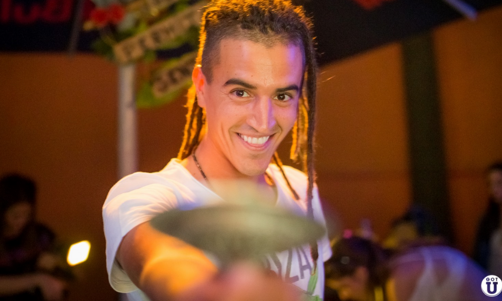 Em entrevista exclusiva, Dre Guazzelli fala sobre cura interna na mistura entre música eletrônica e xamanismo de seu último lançamento
