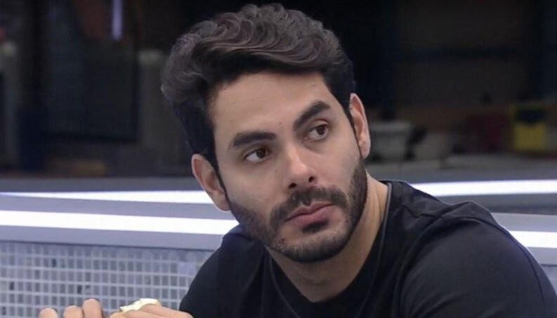 Rodolffo terá que prestar esclarecimento à justiça por declarações homofobicas