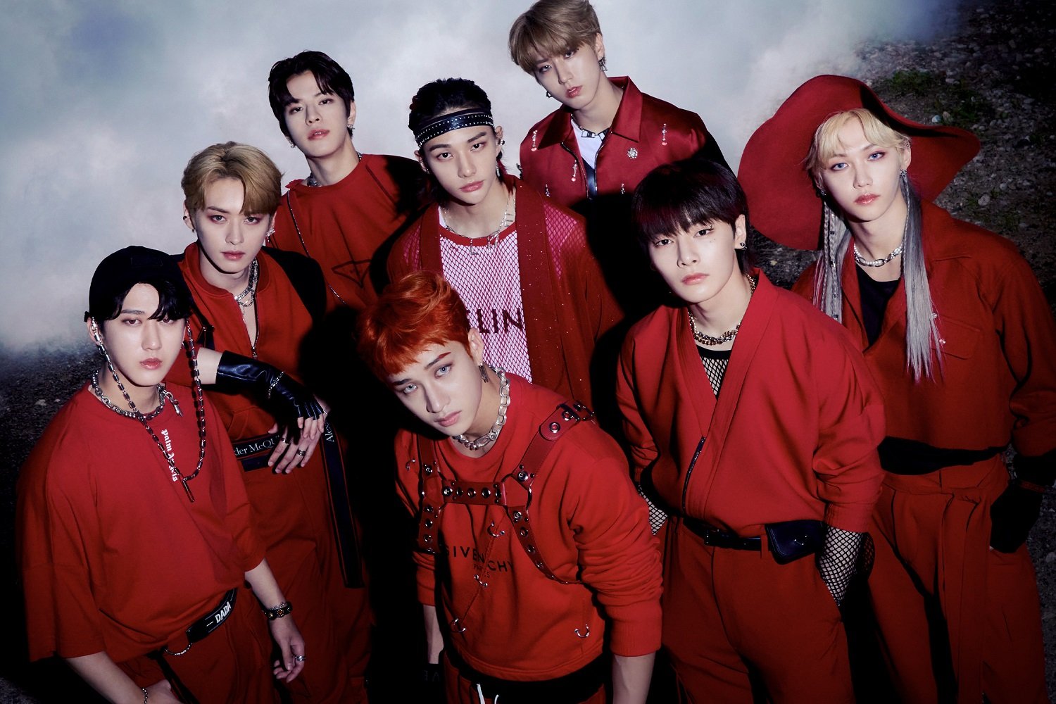Stray Kids