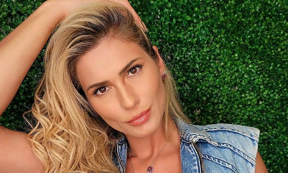 Lívia Andrade perde programa na band