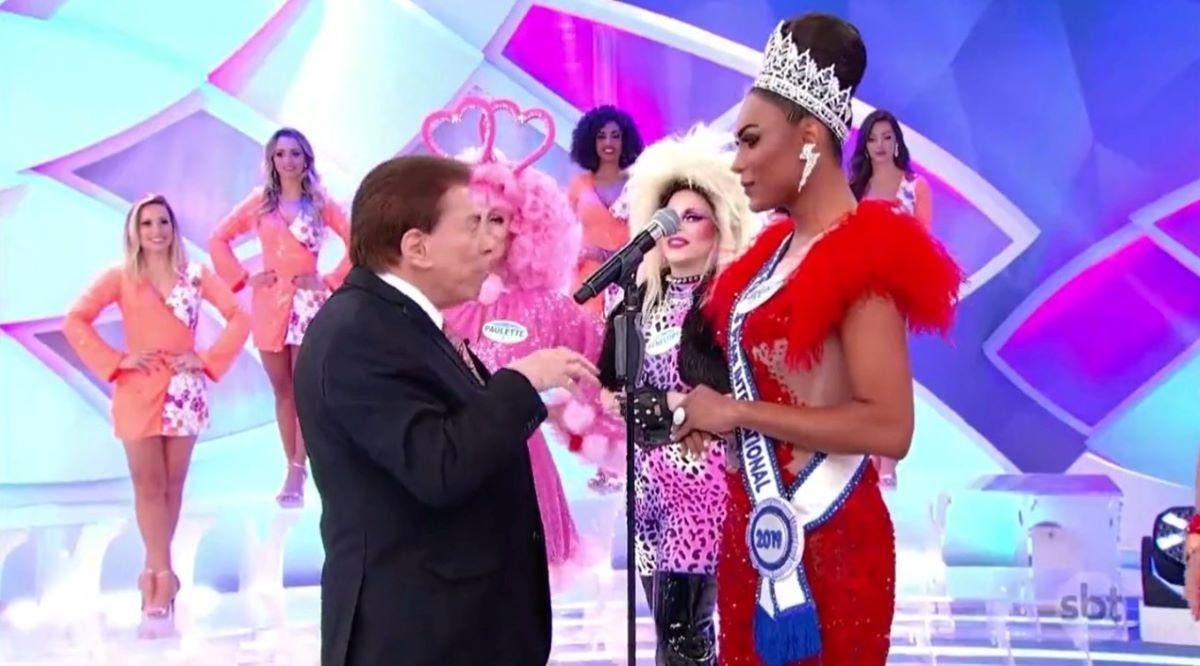 Silvio Santos surpreende ao falar sobre transsexualidade na TV: "A ciência permite"