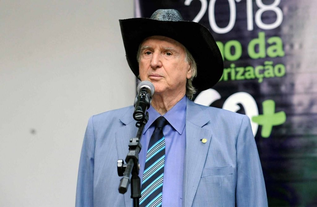 Após dizer que não iria à Globo por causa de Bolsonaro, Sérgio Reis é confirmado em 'Pantanal'