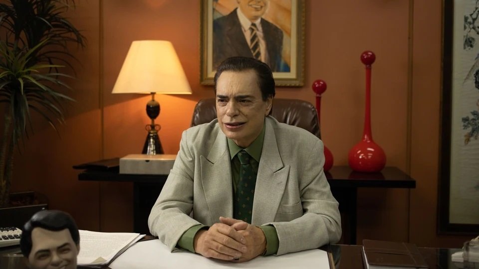 o rei da tv silvio santos