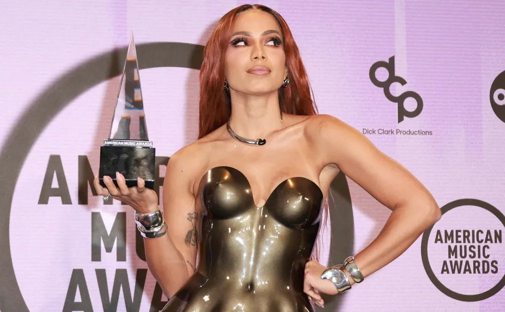 anitta cache 1 milhao