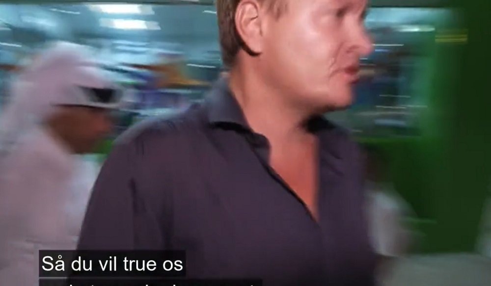 reporter impedido ao vivo
