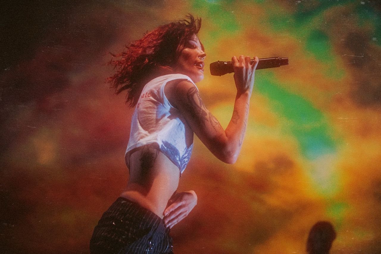Letra e Tradução de "Die 4 me" - Halsey