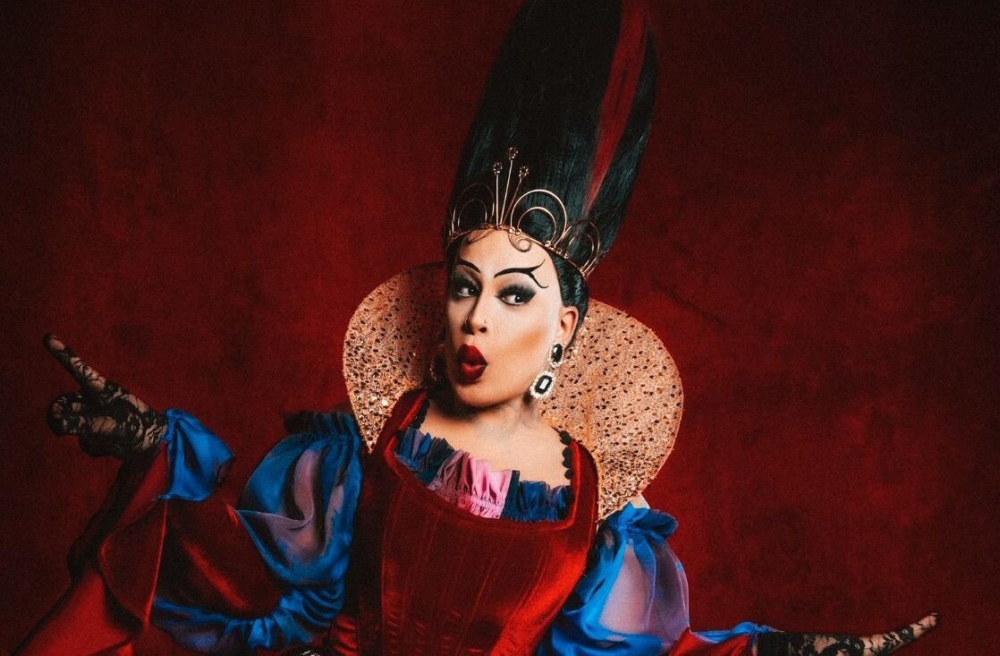 gloria groove