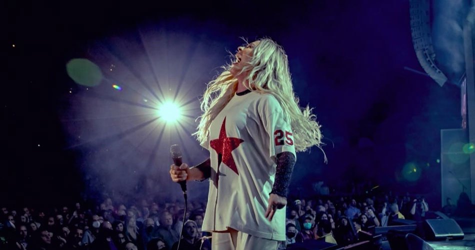 Alanis Morissette volta ao Brasil após 12 anos e agita o público de São Paulo no Allianz Parque