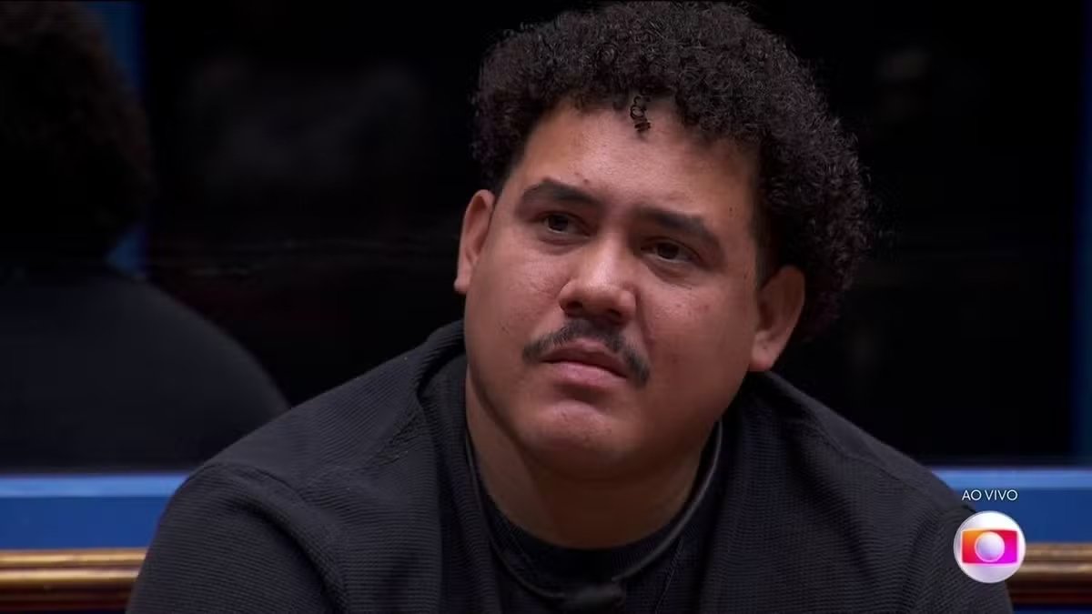 Lucas Buda descobre fim casamento