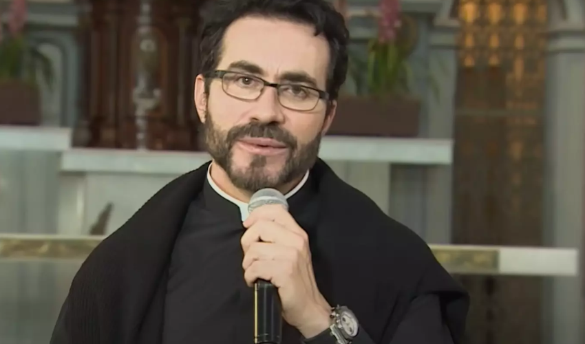 Ex-deputada Cristiane Brasil acusa padre Fábio de Melo de viver “vida dupla"