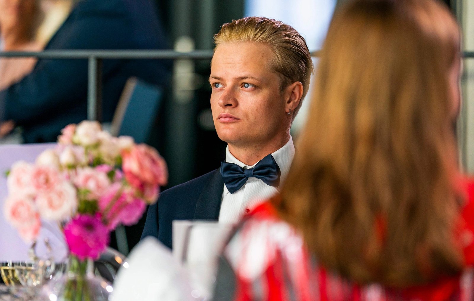 Filho de princesa da Noruega é acusado de 32 crimes e pode pegar até 10 anos de prisão