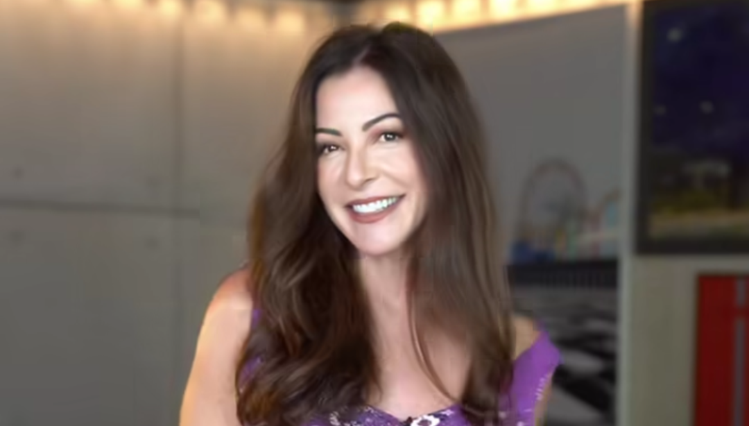 Ana Paula Padrão celebra chegada aos 60 anos: 'Muito mais feliz agora'