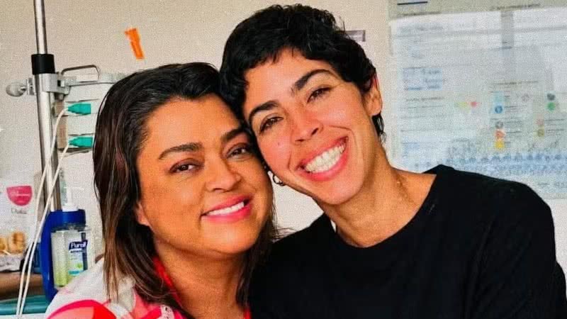 Bela Gil revela que quase gerou filho para Preta Gil: “Seria o forninho”