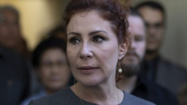 Carla Zambelli diz que desmaiou oito vezes na prisão italiana por dificuldades de saúde