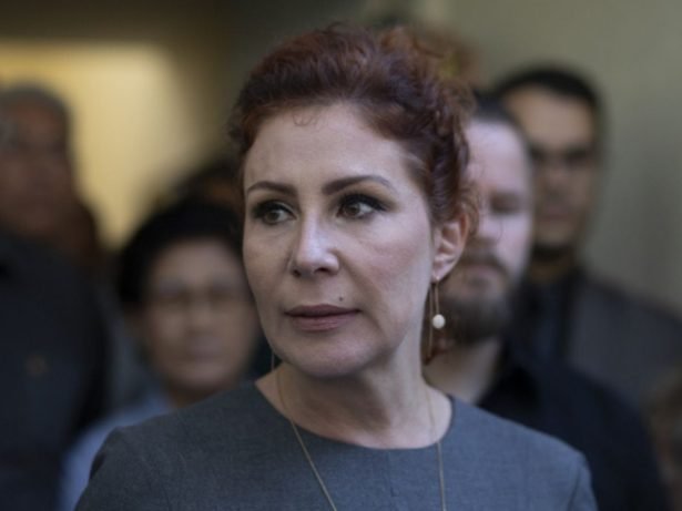 Carla Zambelli diz que desmaiou oito vezes na prisão italiana por dificuldades de saúde