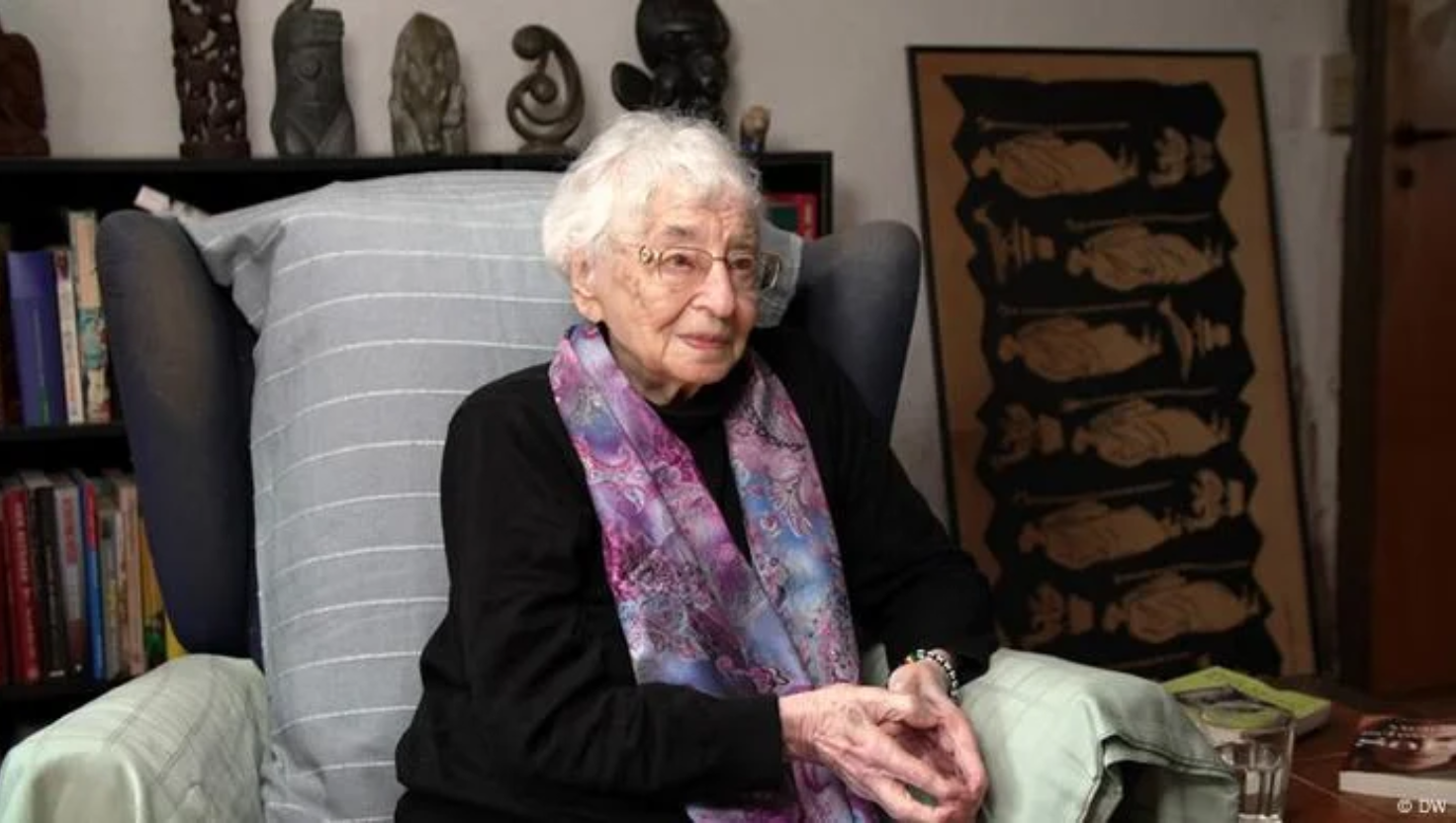 Ruth Weiss, voz contra o apartheid, morre aos 101 anos