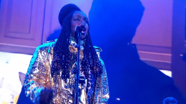 The Town: ao lado dos filhos, Lauryn Hill comanda baile irresistível que passeia do R&B ao reggae