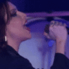 Hits, nostalgia e pedido de casamento marcam o show de Pitty no The Town