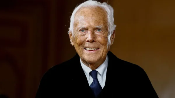 Morre Giorgio Armani, ícone da moda italiana, aos 91 anos