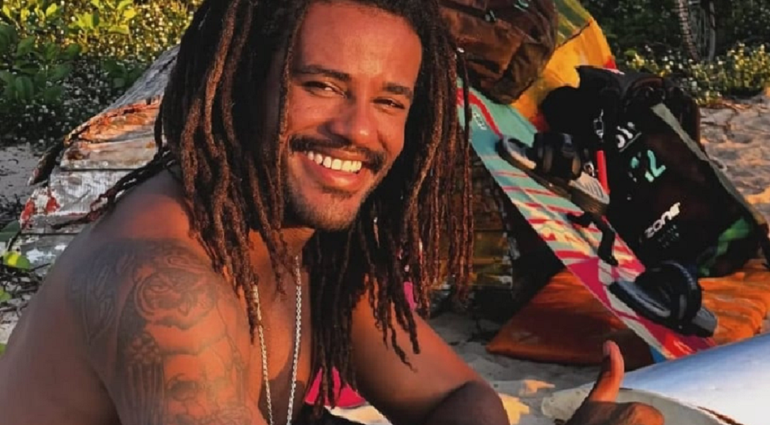 Atleta de kitesurf morre durante competição em festival no Ceará