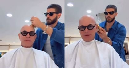 Chay Suede inverte os papéis e surpreende ao raspar cabelo de seu cabeleireiro