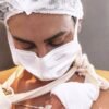 Após perda de bebê, Clara Maia segura gêmeo prematuro pela 1ª vez: “Carinho na alma”