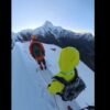 Vídeo: Turista morre ao tentar tirar selfie durante escalada em montanha na China