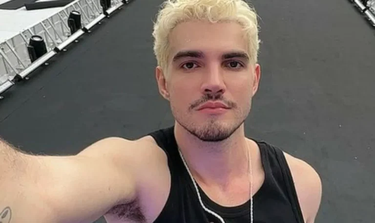 Jão pode estar preparando retorno aos palcos após pausa na carreira 47 Jão pode estar preparando retorno aos palcos após pausa na carreira