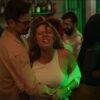 Em 'Vale Tudo', Heleninha pede 'um mambo caliente' e web elogia Paolla Oliveira