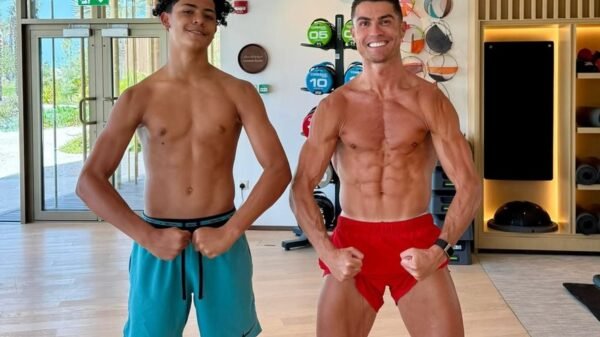 Cristiano Ronaldo presenteia filho com carro milionário e gera debate nas redes: “A vida é muito injusta”