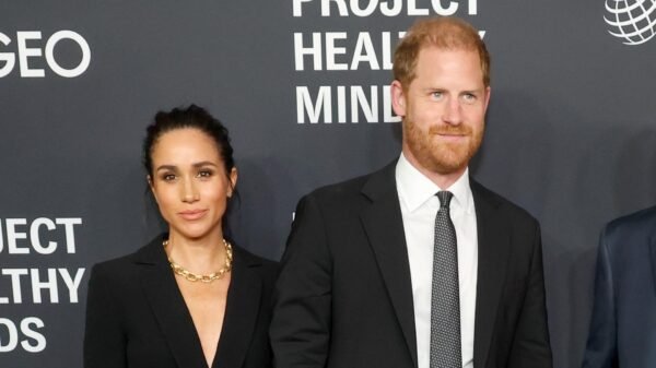 Príncipe Harry e Meghan Markle decidem voltar ao Reino Unido após anos de afastamento da família real