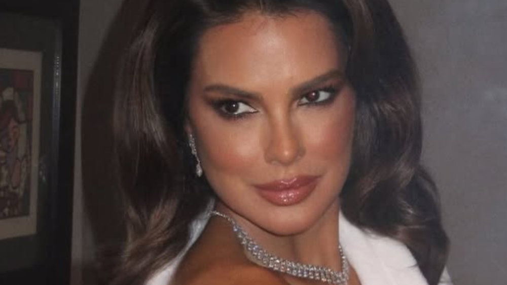 Após vencer câncer raro, Vera Viel celebra 50 anos com festa luxuosa em SP