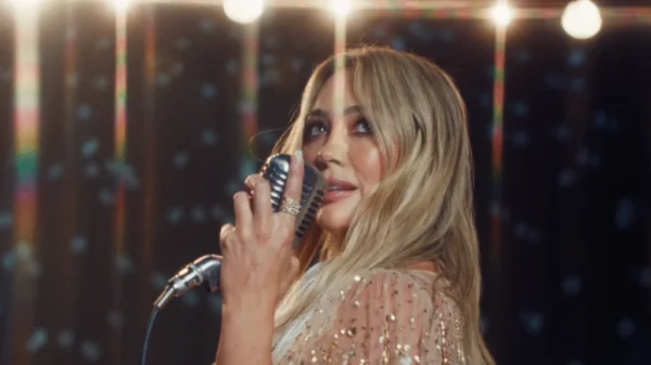 Letra e tradução: "CATastrophe" - Hilary Duff 15 Hilary Duff