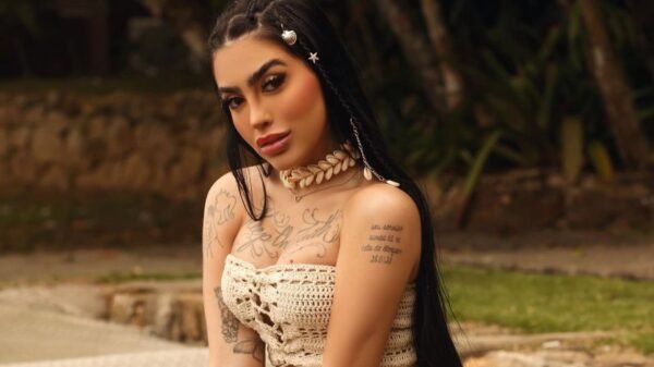 MC Mirella processa coach famoso e o acusa de usar sua imagem para promover cursos
