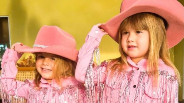 Mini boiadeiras! Filhas de Zé Felipe encantam web com looks inspirados em Ana Castela