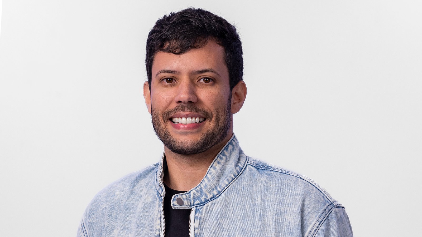 BBB 26: Globo confirma desistência de Marcel e anuncia Breno como substituto