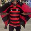 Goleiro Bruno tem liberdade condicional cassada após comparecer a jogo do Flamengo