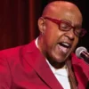 peabo bryson voz classicos disney 1
