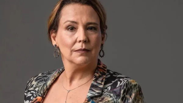 Saiba o estado de saúde da atriz Ana Beatriz Nogueira após internação às pressas 1 ana beatriz nogueira