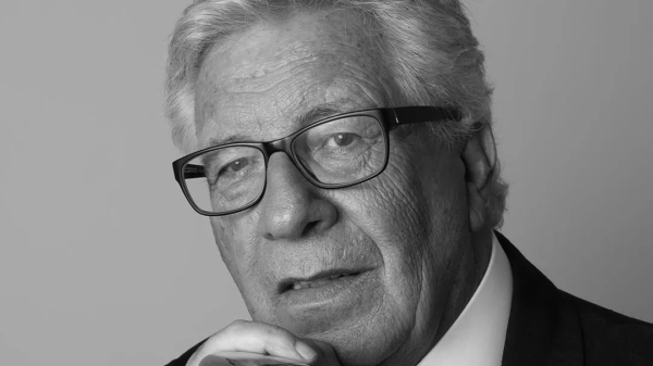 Morre aos 86 anos o cantor italiano Peppino di Capri, intérprete do clássico "Champagne" 16 image