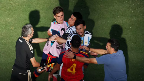 Fifa abre investigação contra a Argentina após confusão na final da Copa do Mundo 44 image