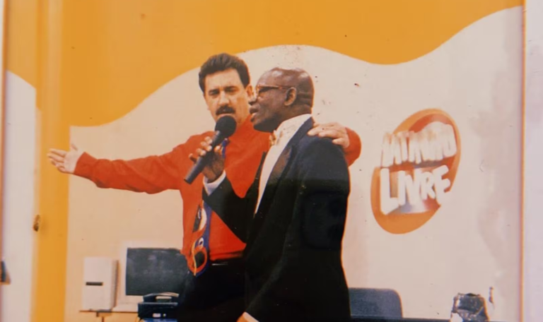 Morre Azulão, ex-assistente de palco de Ratinho, aos 95 anos 52 image