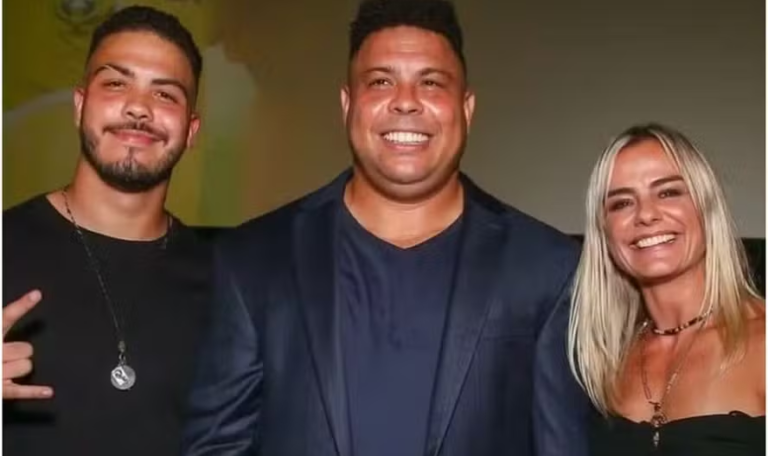 Filho de Ronaldo cogita disputar a Copa de 2030 e recebe incentivo da mãe 50 image